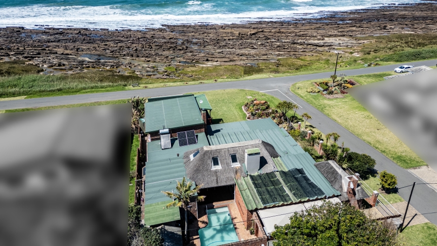 5 Bedroom Property for Sale in Kidds Beach Eastern Cape